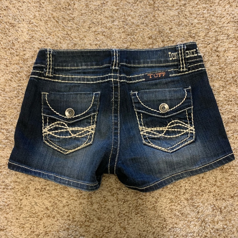Cowgirl Tuff Shorts Size W 26